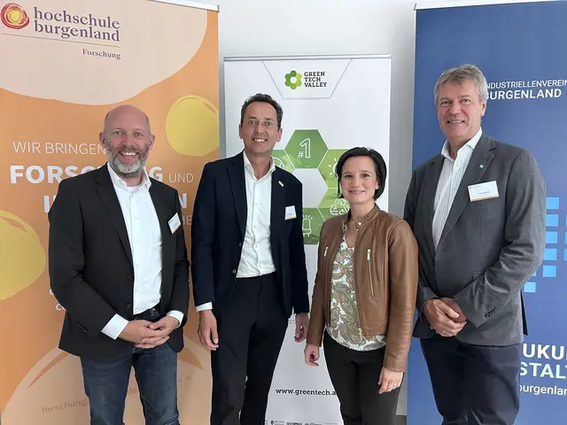 Marcus Keding (Geschäftsführer Forschung Burgenland), Bernhard Puttinger (Geschäftsführer Green Tech Valley), Aniko Benkö (Geschäftsführerin Industriellen Vereinigung Burgenland), Christian Strasse (Präsident Industriellen Vereinigung Burgenland) | Foto: Hochschule Burgenland