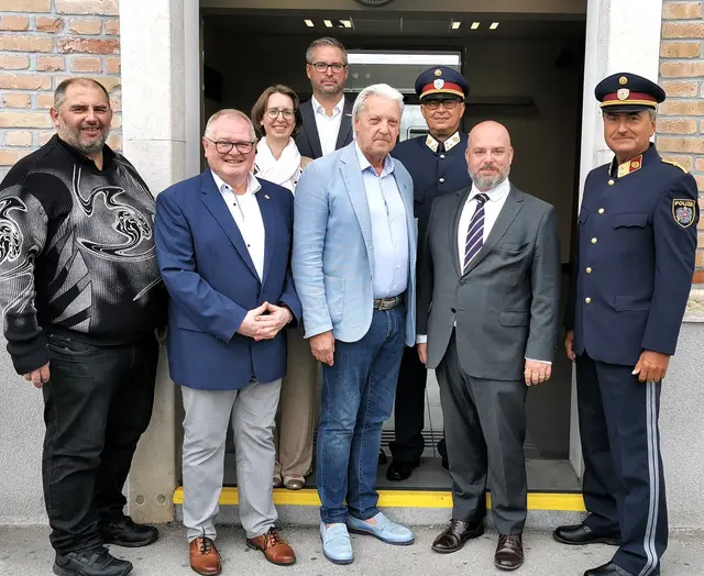 Günther Maurer, Josef Dötzl, Iris Trattner, Christian Reisinger, Bgm. Alfred Babinsky, Martin Koran, Karl-Josef Weiss und Eduard Widhalm.