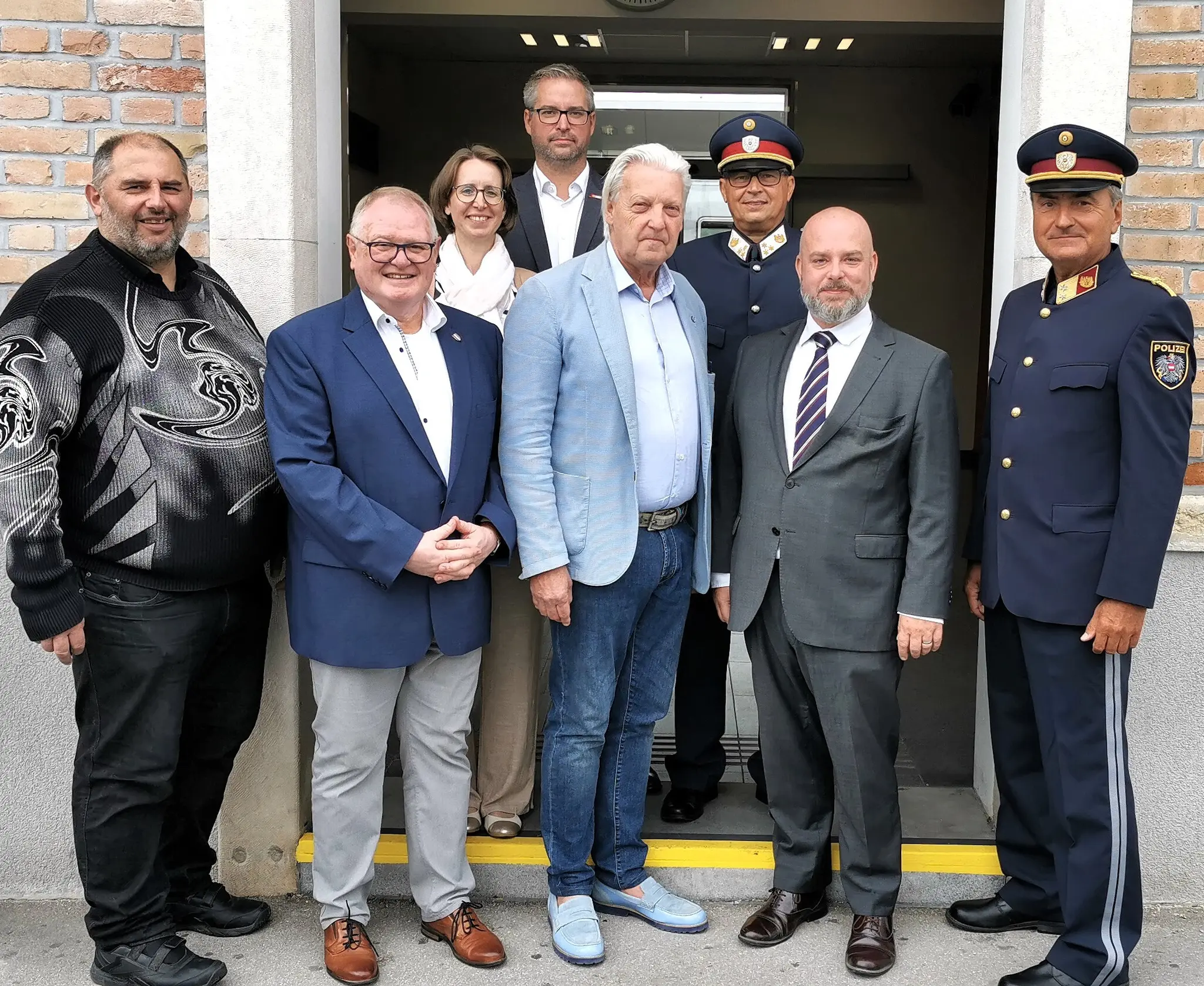 sicherheit-am-bahnhof-hollabrunn-berwachen-und-nicht-wegsehen