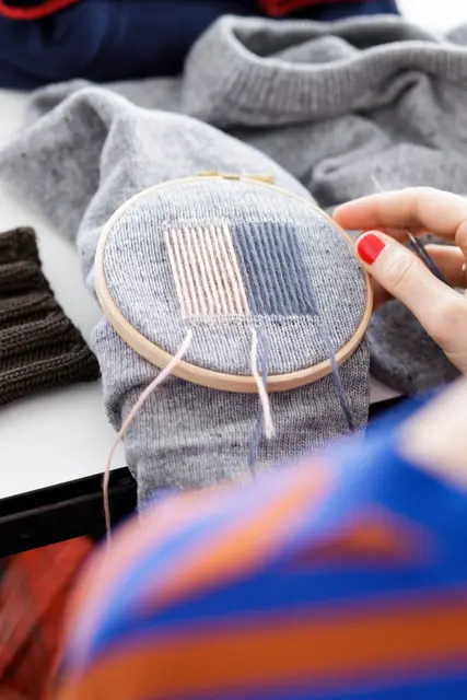 Visible Mending Workshop | Foto: kollektiv fischka/Stefanie Freynschlag