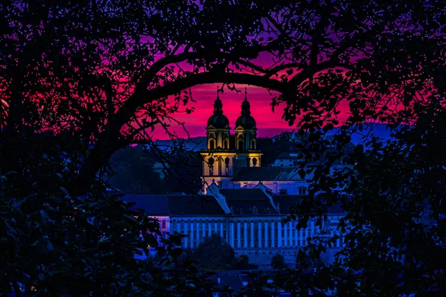 Stift St. Florian bei Nacht | Foto: Team fotokerschi/Werner Kerschbaummayr