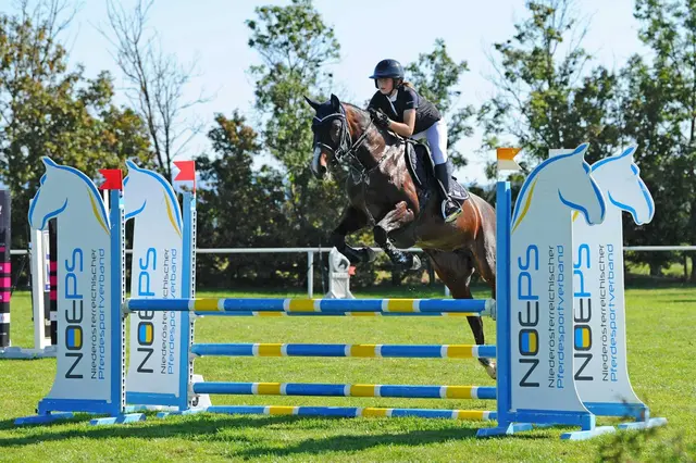 Christiane Pietsch auf Dolmen Damm Serious.
 | Foto: Hans-Jürgen Pietsch