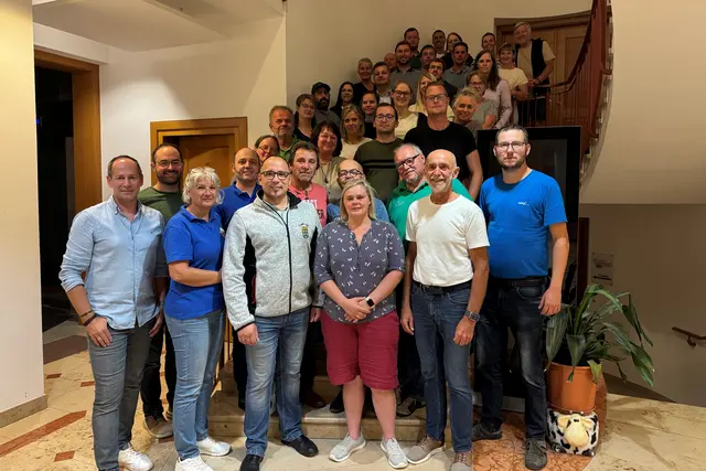 Alle Teilnehmerinnen und Teilnehmer der großangelegten Katastrophenschutzübung. | Foto: Gemeinde