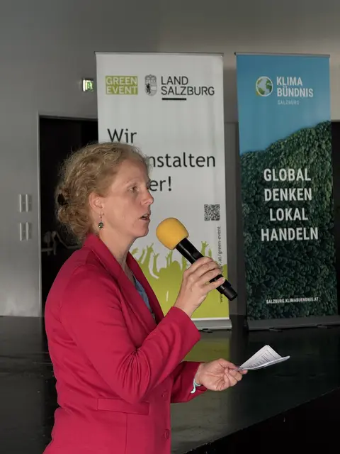 Der Kreativwettbewerb "Deine Stadt, deine Moves - wie wir uns 2040 bewegen, wenn du das Sagen hast" ging in der TriBühne Lehen ins Finale. | Foto: Salzburger Verkehrsverbund