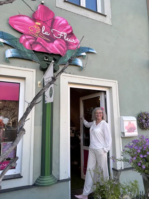 Inhaberin Eva Baitschew feierte fünfjähriges Jubiläum am Hauptplatz in Himberg. | Foto: Barbara Walka