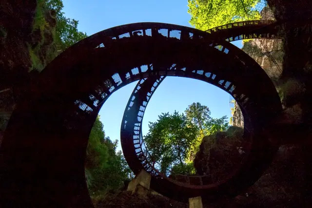 Bild # 3020: nun geht es wieder den Helix hoch und dann relativ gemütlich zurück zum Ausgang. | Foto: © Ing. Günter Kramarcsik