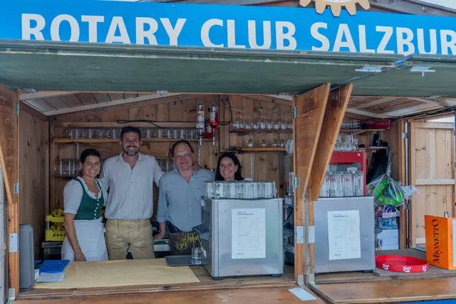 Im Bild v. l. n. r. Diana Aigner, Nico Weiss (Präsident), Florian Lagler, Susanne Payer. | Foto: Rotary Club Salzburg Nord