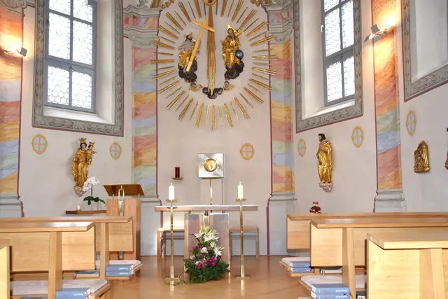 Die Schlosskapelle, in der die Ordensfrauen gemeinsam den Gottesdienst feiern.  | Foto: Don Bosco Schwestern Baumkirchen 