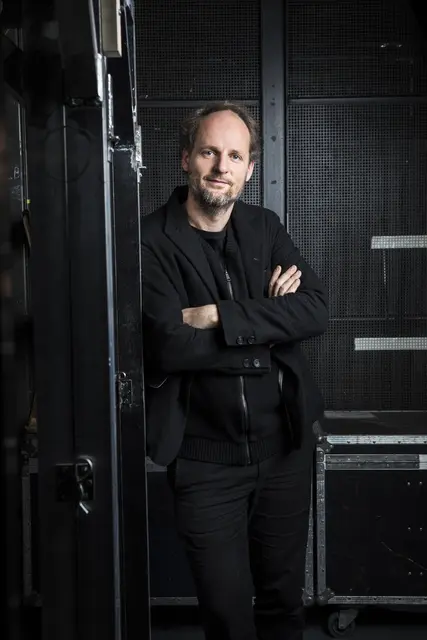 Andreas Schett, Mitbegründer von Franui und Kurator, freut sich auf musikalirsche Grenzüberschreitungen in Erl. | Foto: Julia Stix