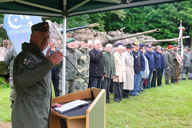 „Traditionspflege ist für uns Soldaten ganz wichtig“, betonte der Militärkommandant von Salzburg, Brigadier Mag. Peter Schinnerl in seiner Rede. | Foto: Wolfgang Riedlsperger
