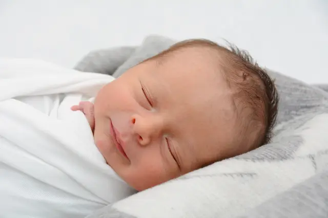 Name: Zeus Aurelius Clemens
Geburtsdatum: 08.09.2025
Gewicht: 2.740 cm
Größe: 48 cm
Eltern: Regina Oravcova und Clemens Jakobitsch aus Leoben | Foto: Babysmile