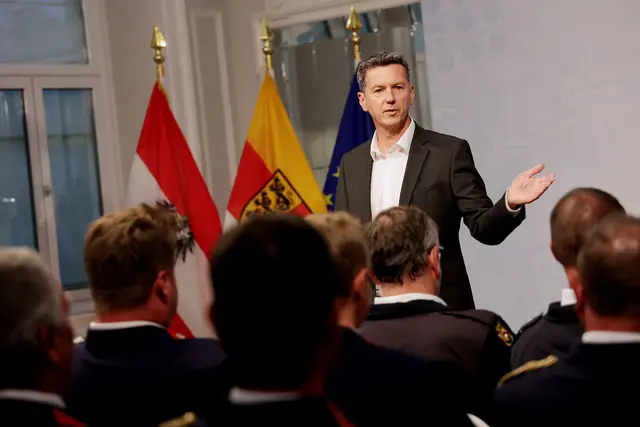 Landesrat Daniel Fellner bei seiner Ansprache | Foto: LPD Kärnten/Wajand
