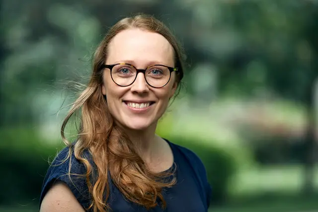 "Einen Tunnel durch einen Nationalpark zu bauen, ist nichts als realitätsfremd und zukunftsfeindlich", feuerte Jasmin Duregger, Klima- und Energieexpertin bei Greenpeace gegen das Vorhaben. | Foto: Mitja Kobal / Greenpeace