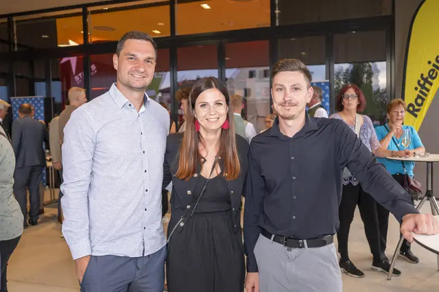 Auch beim Ladenbauexperten umdasch ist man stolz über die ausgezeichneten Lehrlinge. | Foto: Foto Fischer