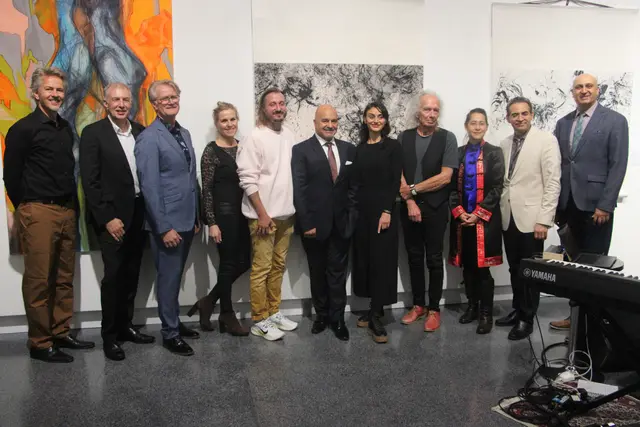 Die Weizer Kulturverantwortlichen begrüßten einige Künstlerinnen und Künstler bei der Vernissage im Kunsthaus Weiz. | Foto: Josef Hofmüller