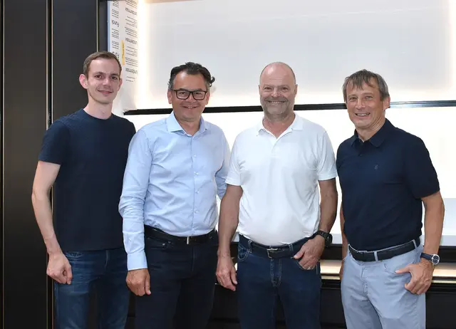 Clemens Dornik, Andreas Dornik, Bernd Hauptmann, Martin Cserni (v.l.) freuen sich auf die gemeinsame Zusammenarbeit. | Foto: Cserni Holding GmbH