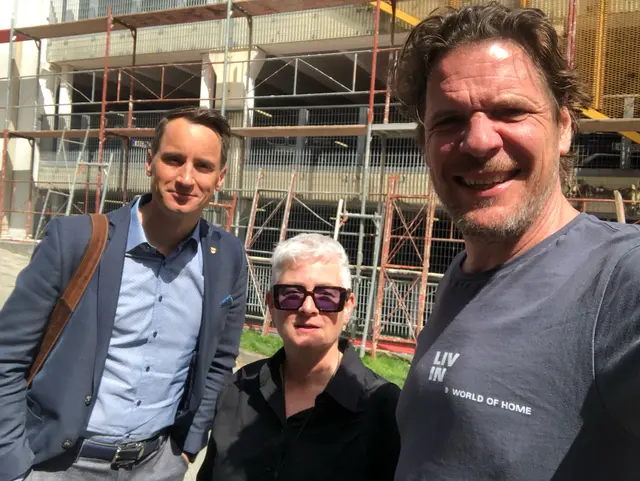 Bürgermeister Michael Reiner mit Daphne Gerzabek und Gerhard Fresacher | Foto: HMDG