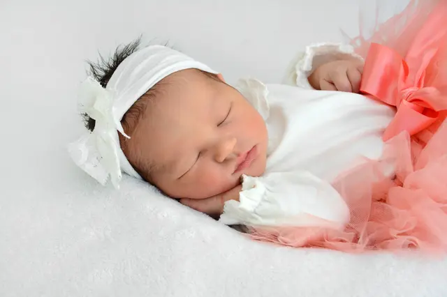 Name: Tessa Laura
Geburtsdatum: 09.09.2025
Gewicht: 3.535 g
Größe: 51 cm
Eltern: Brigitta Kadas und Thomas Rath aus Trofaiach | Foto: Babysmile