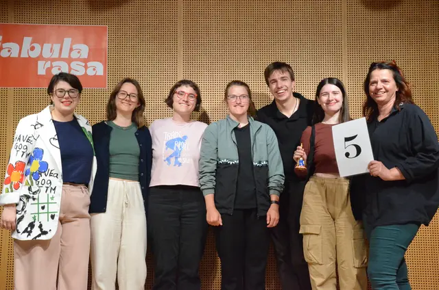 "Wenn die Menschheit den Verstand verloren hat", kann es nur "ver.rückt" und sprachgewaltig werden. Telfs und ein Poetry Slam mit "Piep". | Foto: Sabine Schletterer