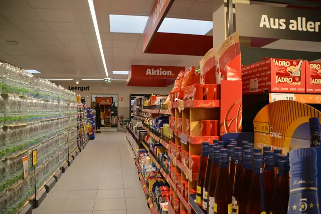 Es gibt im neuen Penny einen ganzen Aktions- Gang. | Foto: Rosenberger Victoria
