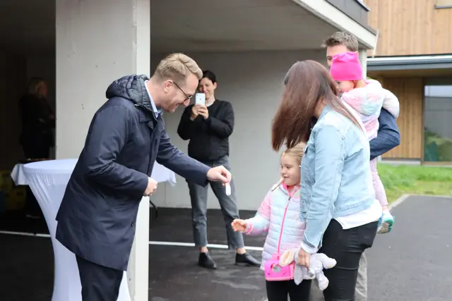 Gerade für Familien mit Kindern werden bei der Schaffung von Eigentum von der NHT und dem Land Tirol gerne unterstützt. | Foto: Christiane Nimpf