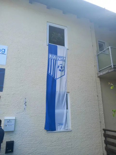 1957 erfolgte die Umbenennung in SK Olympia Hallein, der Verein spielte in den Farben Blau-Weiß. | Foto: Wolfgang Feurstein