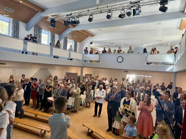 Großer Beifall zum Abschluss für die Kinder.