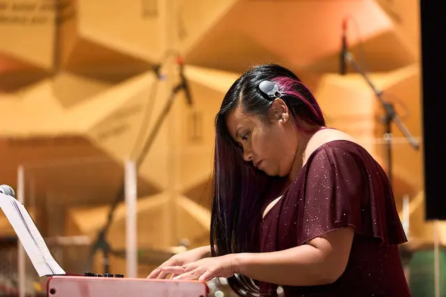 Musikalisches Multitalent Eileen aus Kanada beim Heerpeers Konzert in Innsbruck. | Foto: MED-EL