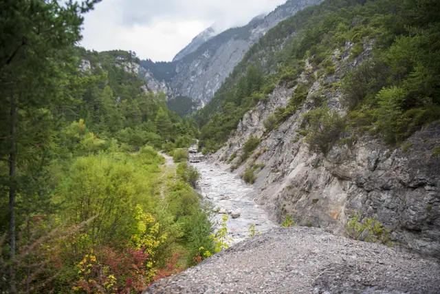 Ein 58-jähriger Wanderer verunglückte am Donnerstag, 25. September, in der Arzbergklamm bei Telfs tödlich. | Foto: zeitungsfoto.at