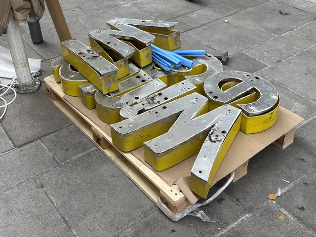 Einige Filialen haben bereits geschlossen. Im "Wienerwald"-Kosmos kam es diese Woche zu einem weiteren Konkursverfahren über das Vermögen einer Firma, die Verbindungen zur Kette "Schnitzlland" hat. Was das für die Zukunft heißt, ist unklar. | Foto: Andreas Pölzl/MeinBezirk