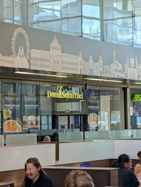 Die Filiale von "Dom Schnitzel" am Wiener Hauptbahnhof. | Foto: zVg