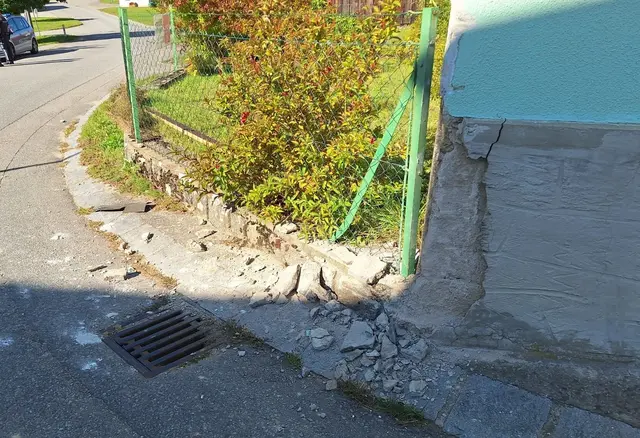 Die Schäden an der Hausecke. | Foto: Privat