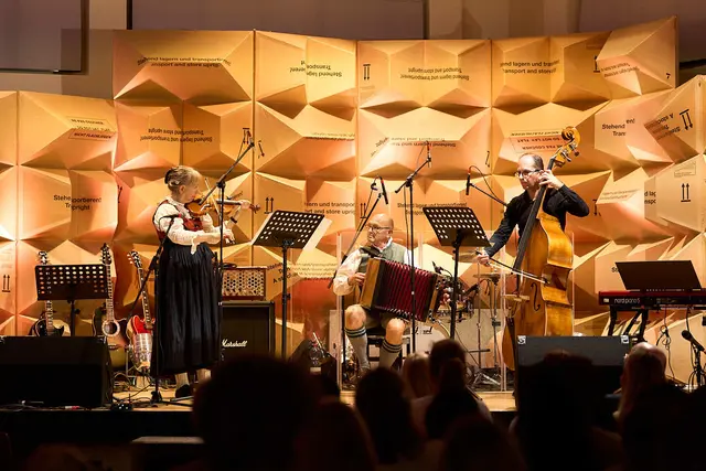 Volksmusik mit Hildgard und Heinz. | Foto: MED-EL