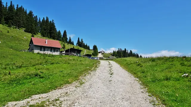 Der Weg führt über die Schoberalm hinauf zur Polleres-Hütte. ... | Foto: © Silvia Plischek