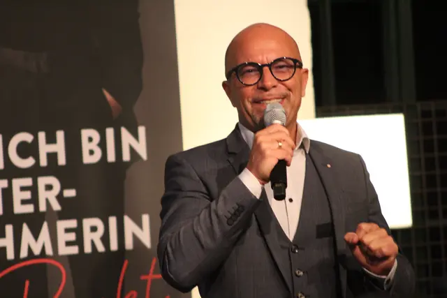 Moderator Max Mayerhofer | Foto: MeinBezirk Perg/Köck