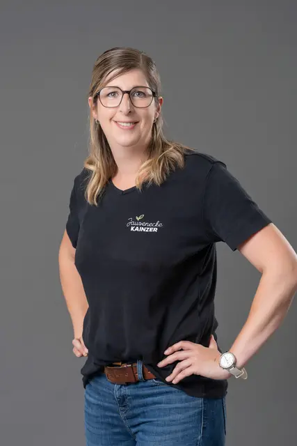 Carina Hochsteiner führt seit August 2024 die Jausenecke Kainzer. | Foto: Ekatarina Paller