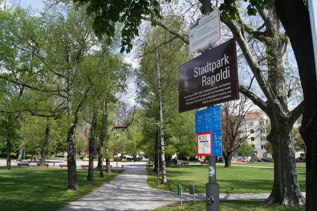 Schutzzonen sollen Kinder und Jugendliche vor gefährlichen Situationen schützen und das Sicherheitsgefühl in Innsbruck nachhaltig stärken. | Foto: Stephan Gstraunthaler