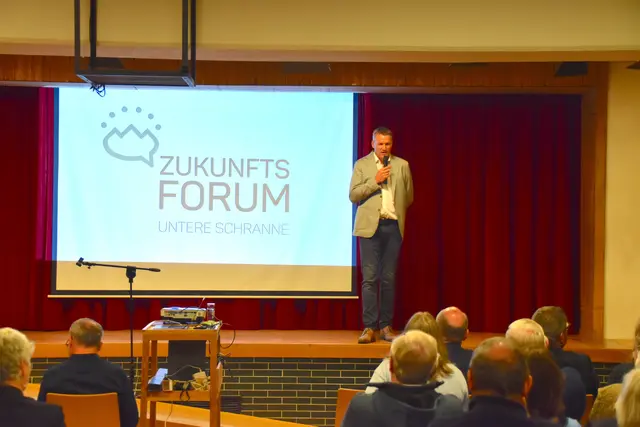 "Wir haben gesagt: Eigentlich gibt es mehr Projekte, die man vielleicht miteinander vorantreiben kann", erklärt Gerhard Jäger (Vizebürgermeister von Niederndorf und erster Obmann). | Foto: Barbara Fluckinger