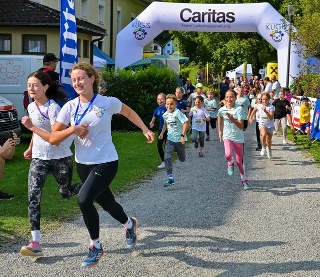 Beim Mittelalter-Charity-Run in der Burgenstadt Friesach wurde gemeinsam für den guten Zweck gelaufen. | Foto: Renatus Sturm
