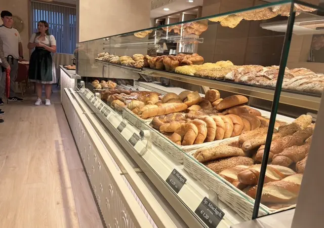 Mit dem Umbau hofft man, dass zukünftig irgendwann die neue Generation das Geschäft übernimmt. | Foto: Mein Bezirk / Leonie Herrmann