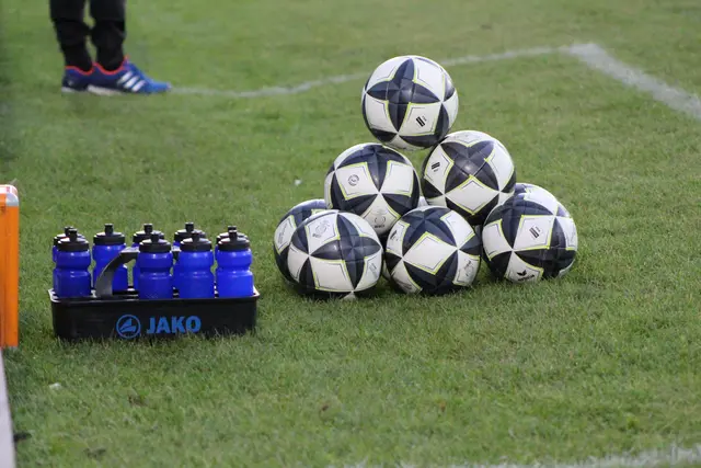 Kein guter Abend für die Fußballer aus Bruck und Donawitz. | Foto: Tom Dormann