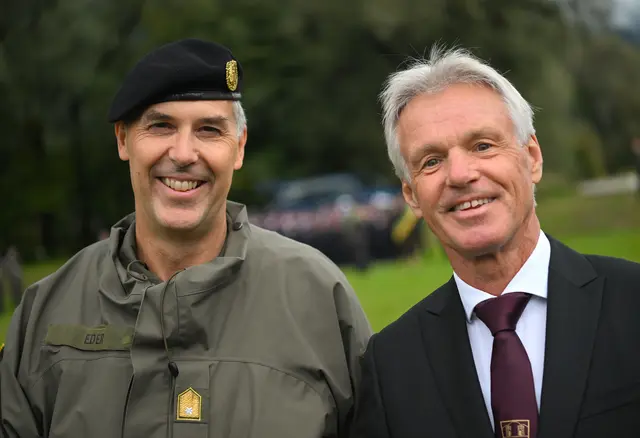 Militärkommandant Philipp Eder mit Bürgermeister Stefan Brandstätter | Foto: Josef Bodner