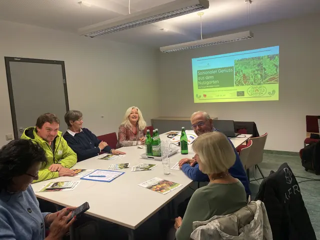 Untereinander wurden spannende Tipps und Tricks rund um den Garten ausgetauscht.  | Foto: Vanessa Wittmann