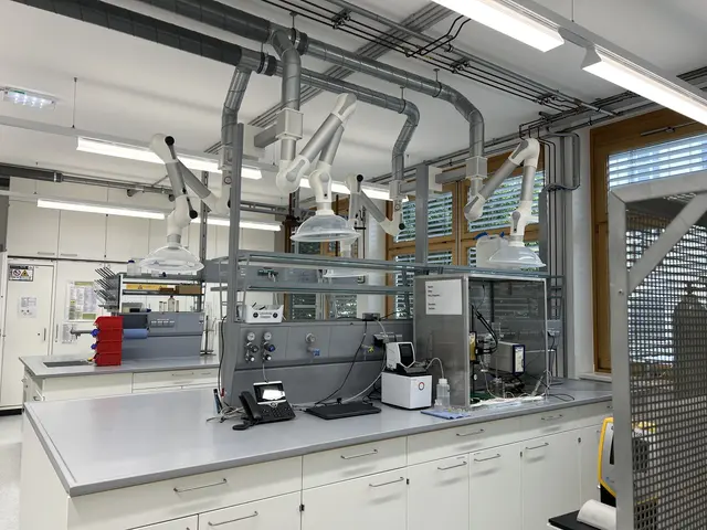 Die moderne Infrastruktur auf dem letzten Stand der Technik ermöglicht künftig innovative Forschungsprojekte in der Materialchemie, Umweltanalytik oder nachhaltiger Energienutzung.  | Foto: Elisabeth Egle
