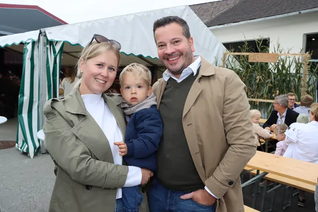 Familie Hosiner taugts voll auf dem Jubiläumsfest. | Foto: Markus Bäumler und Udo Klaus/zema-medien.de