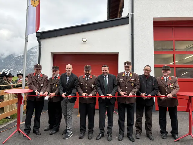 Der Erweiterungsbau der Feuerwehrhalle am Zammerberg wurde im Rahmen des Zammerberger Kirchtags am 28. September feierlich eingeweiht.  | Foto: Elisabeth Zangerl
