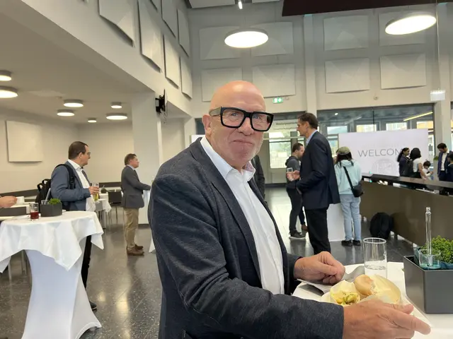 Walter Reiter, umtriebiger Stadtrat in Leoben, freut sich über das starke Zeichen, das die Montanuniversität Leoben setzt.  | Foto: Elisabeth Egle