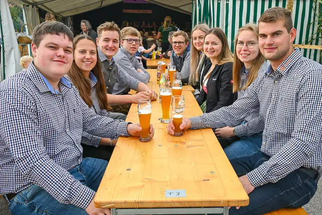 Die Landjugend aus Taufkirchen an der Pram. | Foto: Markus Bäumler und Udo Klaus/zema-medien.de