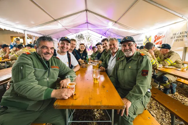 Anschließend an den Bewerb ging es ab zur Überdruckparty! | Foto: Pernsteiner