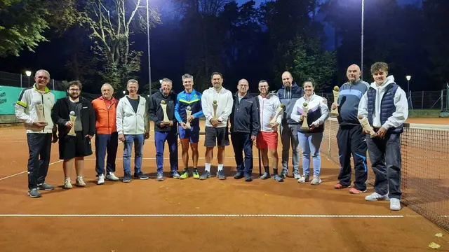 Alle Pokalsieger beim PRAHMWOS Cup des TC Haugsdorf. | Foto: Fasching
